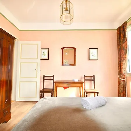 Lägenhet - Cozy 2-bedroom - Balcony - 6 People Biarritz