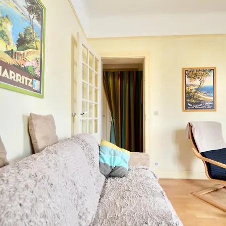 - Cozy 2-bedroom - Balcony - 6 People Διαμέρισμα Μπιαρίτζ