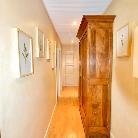 - Cozy 2-bedroom - Balcony - 6 People Διαμέρισμα Μπιαρίτζ