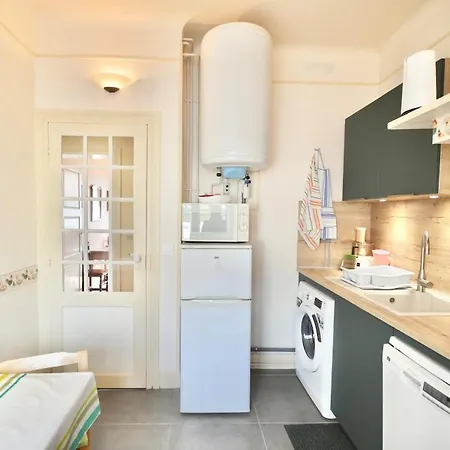 Διαμέρισμα - Cozy 2-bedroom - Balcony - 6 People